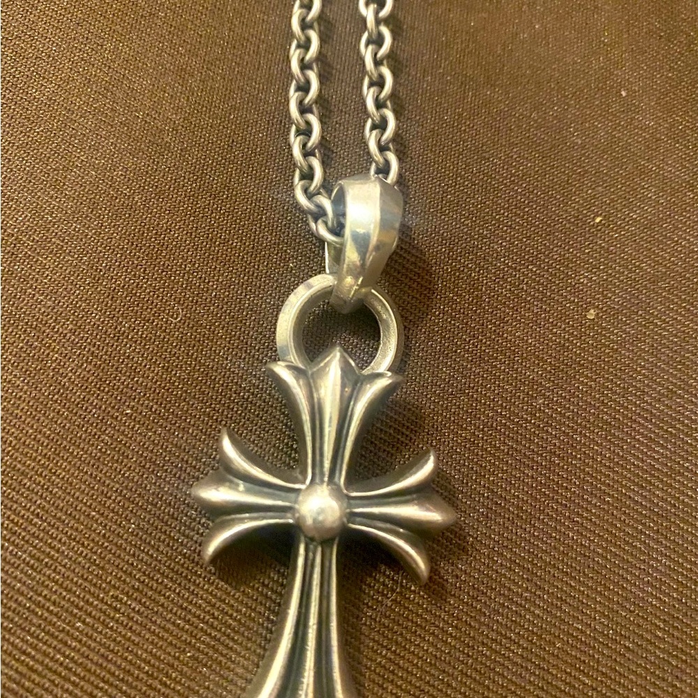 Men’s sterling silver Chrome Hearts cross